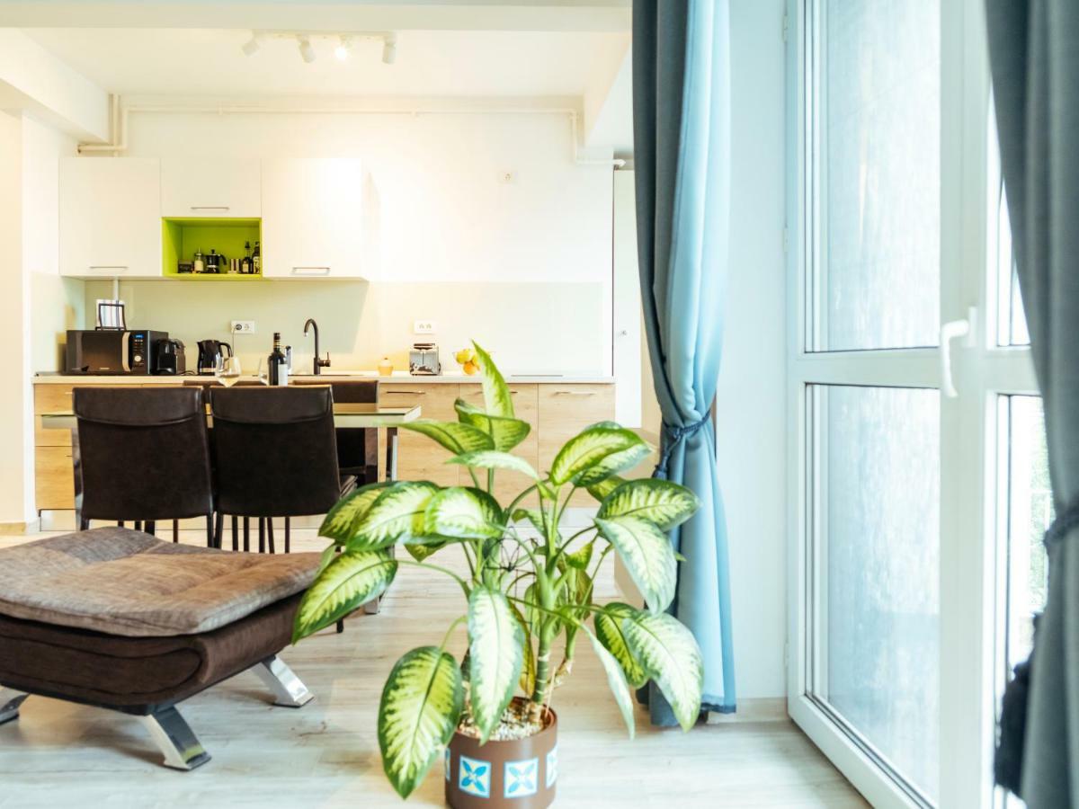 Bright And Spacious Central Apartment- Piata Amzei Bucarest Extérieur photo