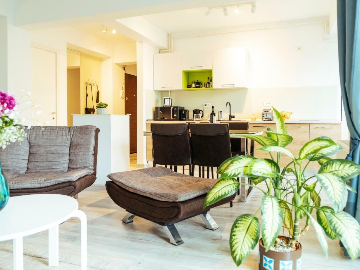 Bright And Spacious Central Apartment- Piata Amzei Bucarest Extérieur photo