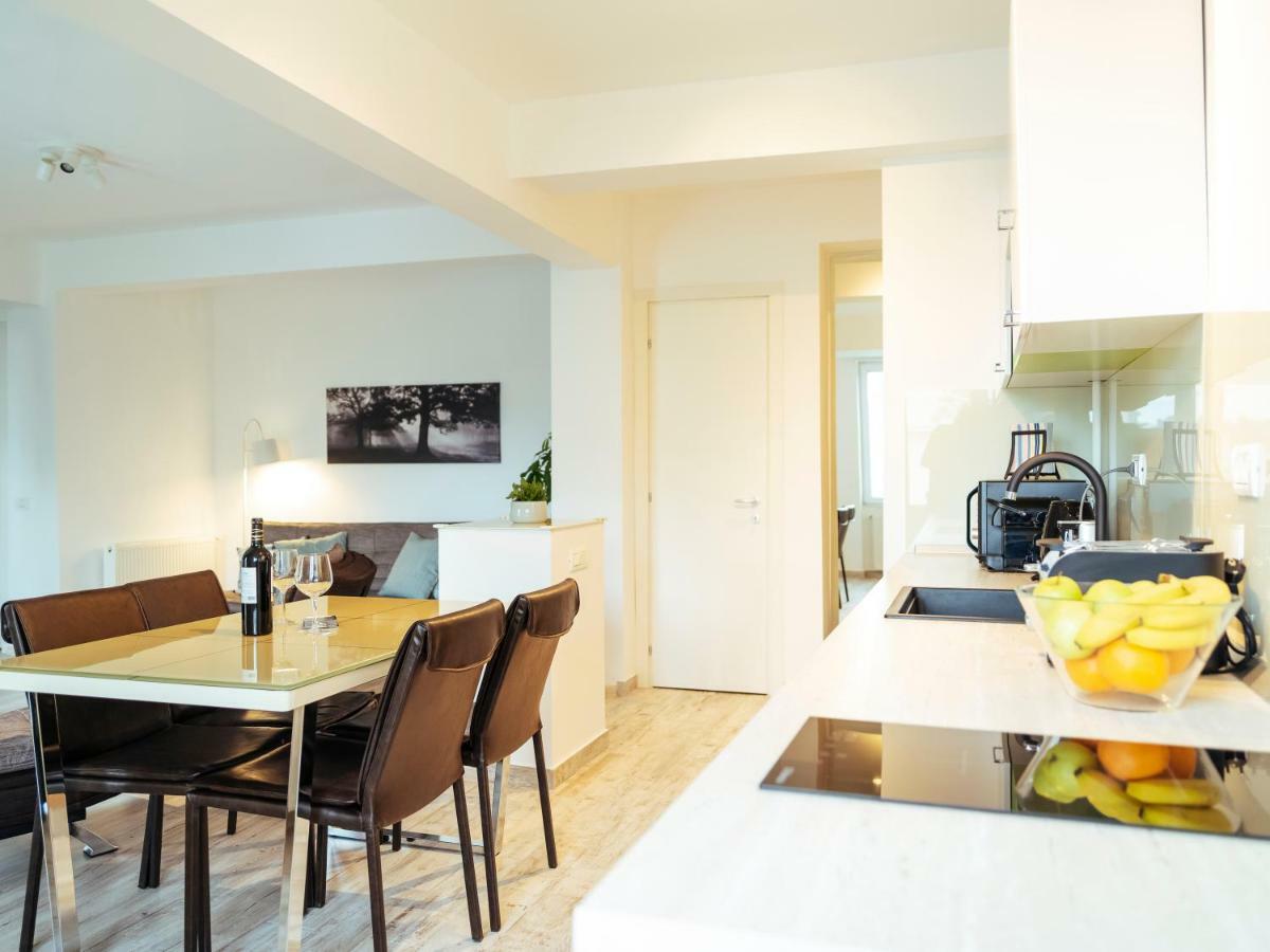 Bright And Spacious Central Apartment- Piata Amzei Bucarest Extérieur photo