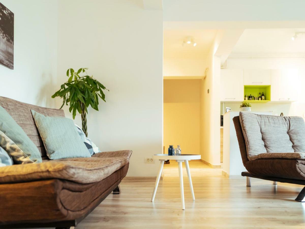 Bright And Spacious Central Apartment- Piata Amzei Bucarest Extérieur photo