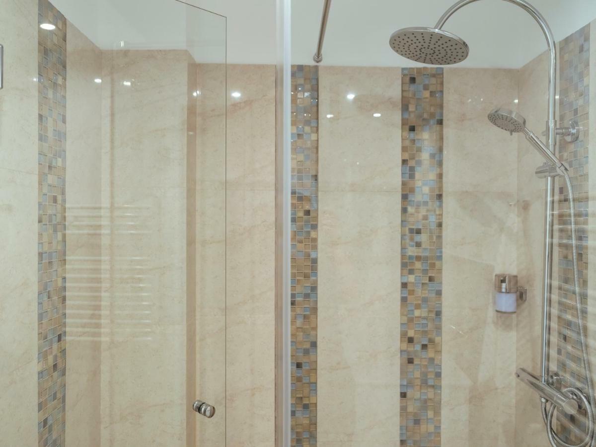 Bright And Spacious Central Apartment- Piata Amzei Bucarest Extérieur photo