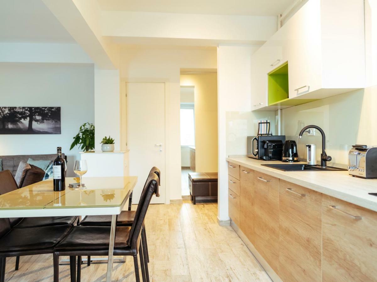 Bright And Spacious Central Apartment- Piata Amzei Bucarest Extérieur photo